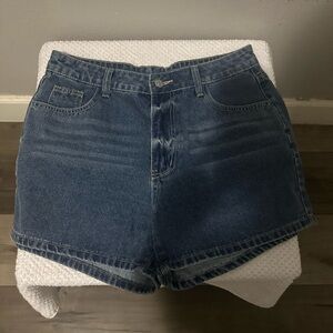 Stylish Blue Denim Women's Jean Shorts
